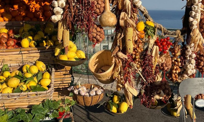 İtalyan pazarı, meyve ve sebze tezgahı
